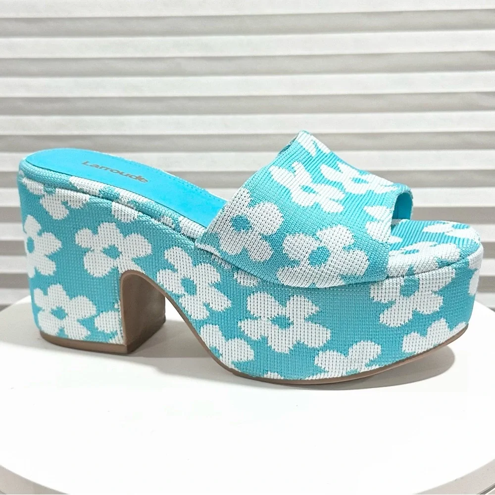 🌹LARROUDE🌹 Miso Platform Sandal Size: 5.5